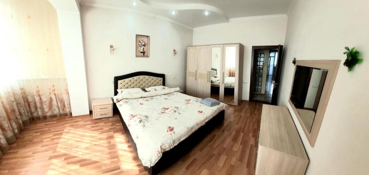 Elegance Apartment Chisinau Center Close To Stefan Cel Mare Экстерьер фото